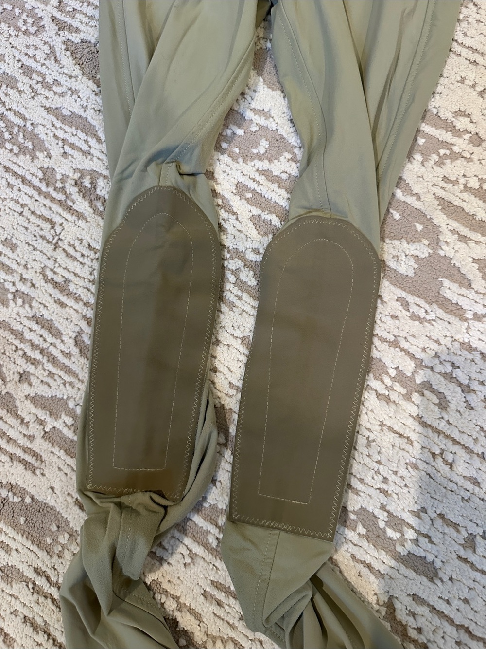Kerrits Sage Green Children’s Riding Breeches size XL - Picture 3 of 7